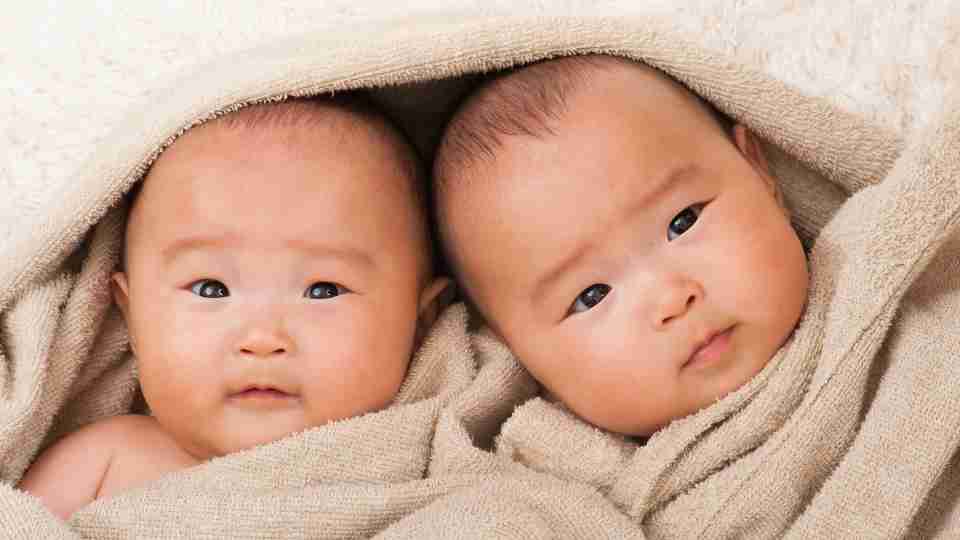 Sueños con tener gemelos: ¿significa el doble de alegría y la mitad de tristeza?