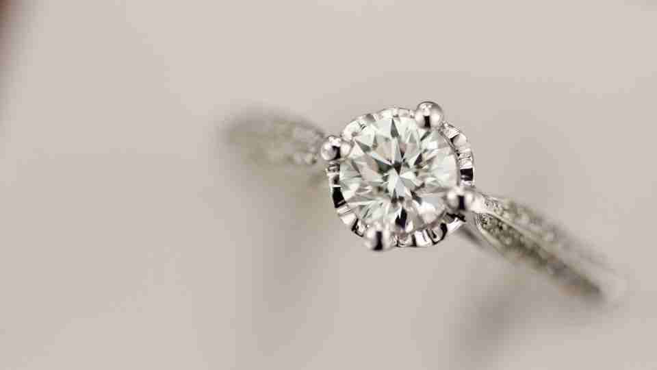 Â¿Es Dream of Diamond Ring una seÃ±al de campanas de boda por venir?