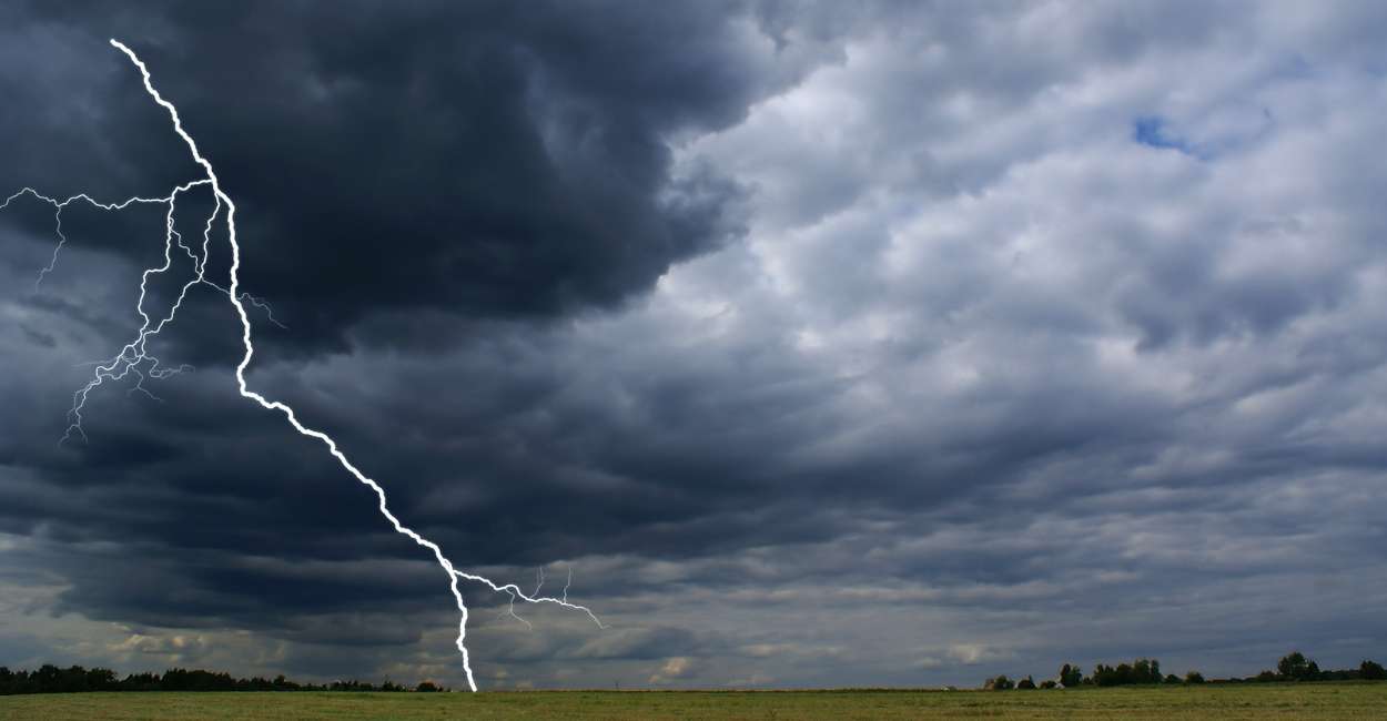 Sueño de tormenta eléctrica: 25 tipos y sus interpretaciones