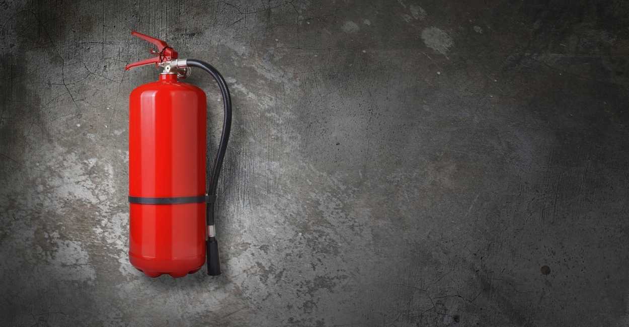 Sueño de extintor de incendios: ¿quieres controlar el fuego que hay dentro de ti?