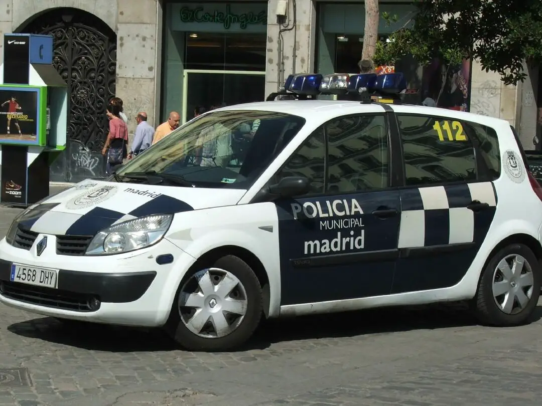 Sueña con la policía – Conoce estos 12 significados espirituales cuando...